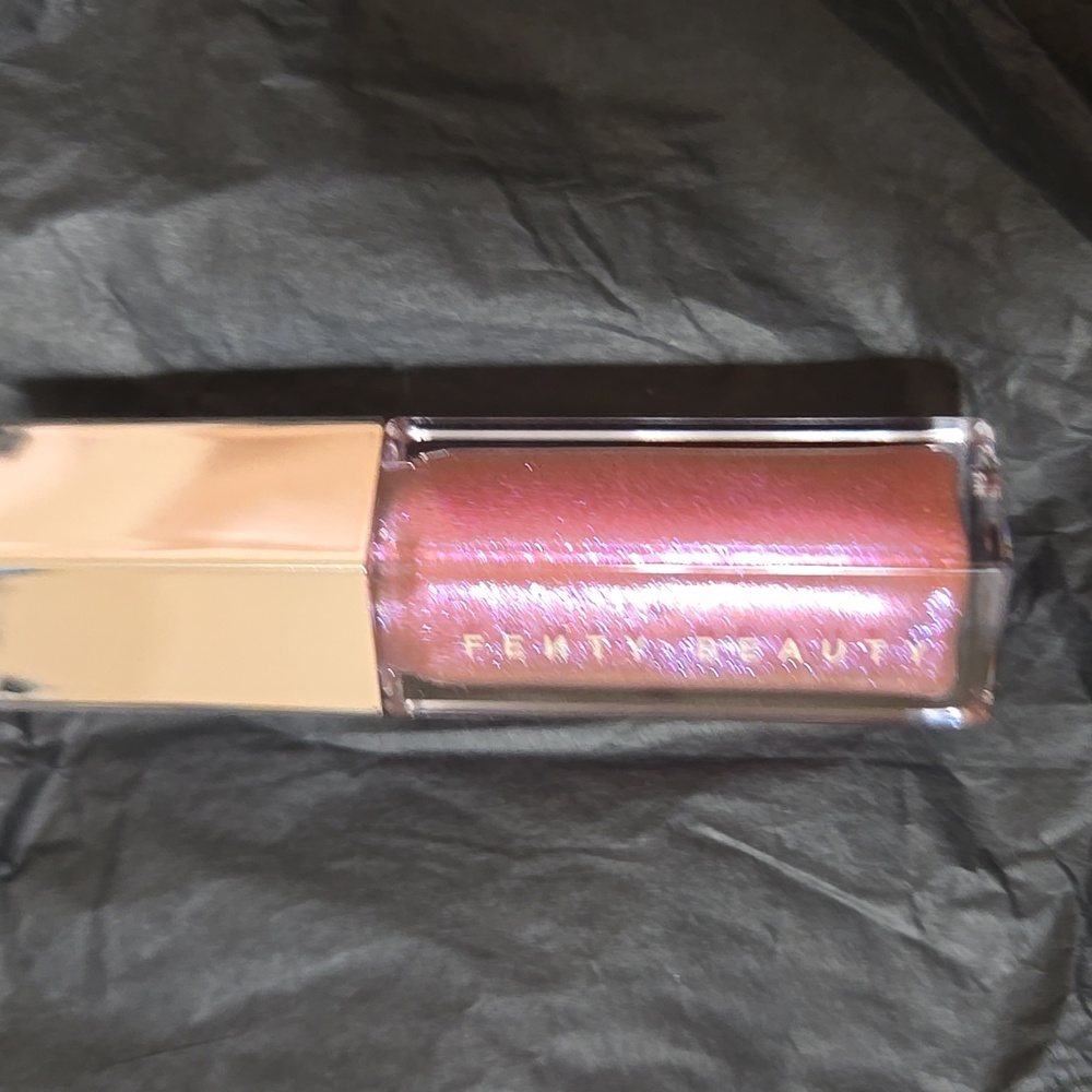 Fenty Beauty Gloss Bomb Lip Gloss - Shimmering Purple